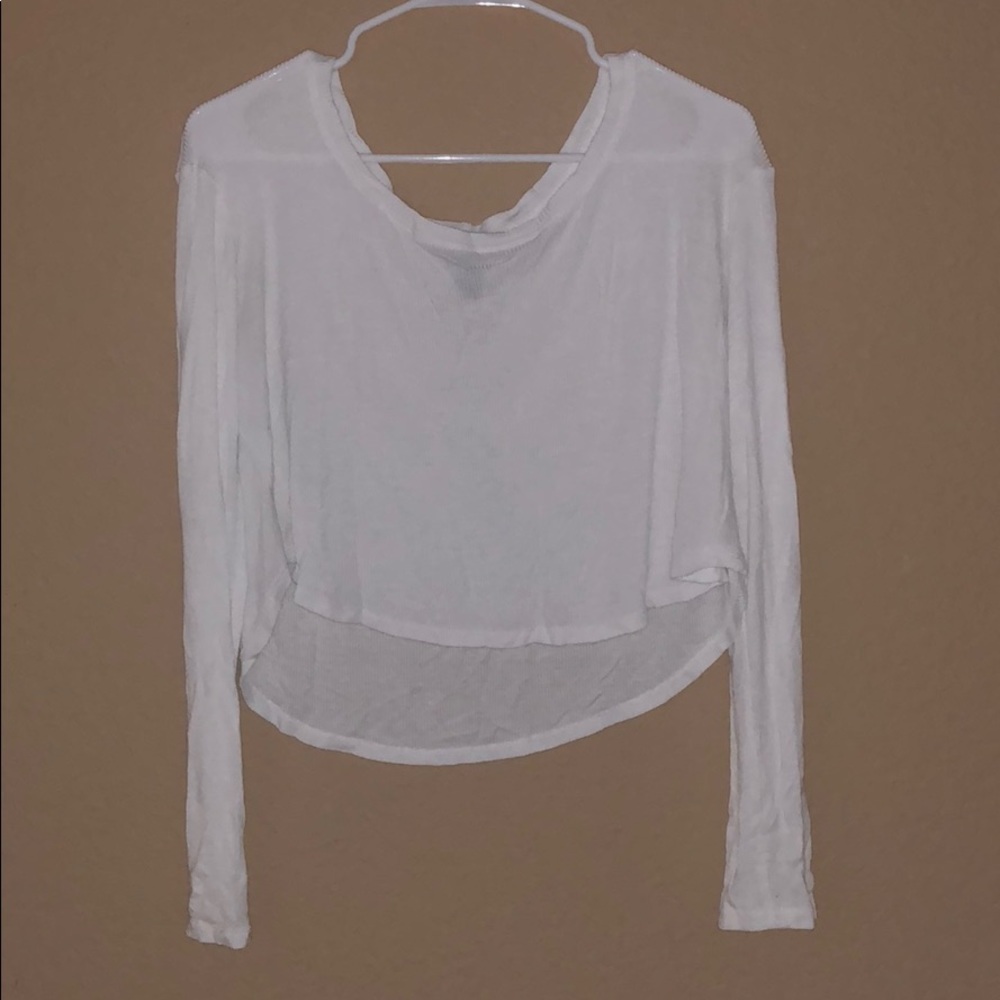 FOREVER 21 WHITE THERMAL LONG SLEEVE FLOWY TOP